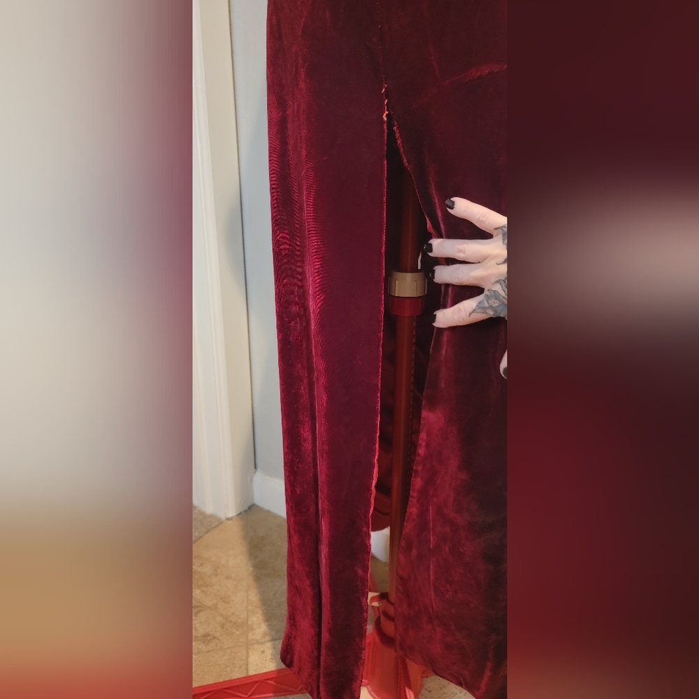 Vintage 1980's Asian Influenced Red Velour Dress - Picture 9 of 11